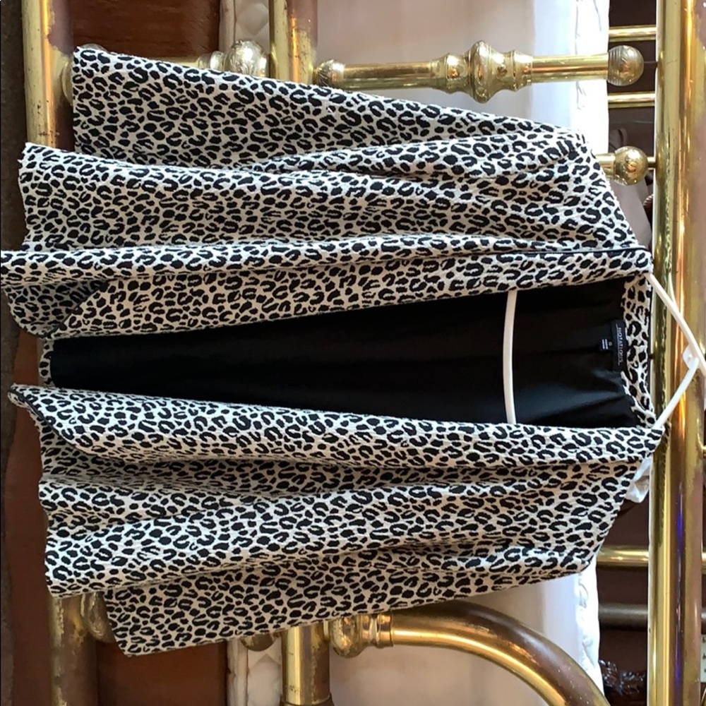 Leopard print blazer